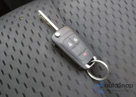 2013 Chevrolet Equinox Ls z USA, uszkodzony, nr VIN 2GNALBEK7D6116138